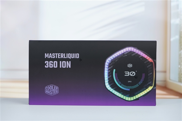 配2.1英寸LCD屏显！酷冷至尊MasterLiquid 360冰界幻屏水冷图赏